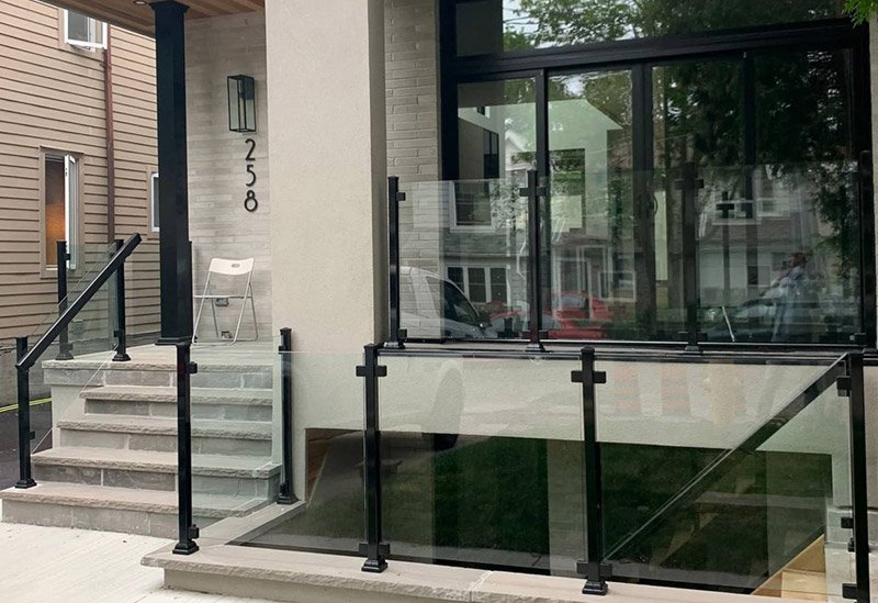 R6 infill glass railing, Toronto