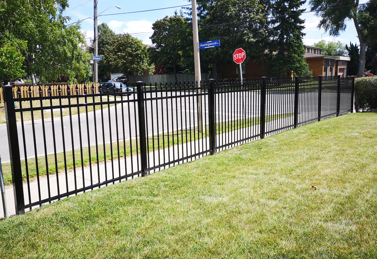 F1 Fencing Black 3X3 3 — Homeowner Project