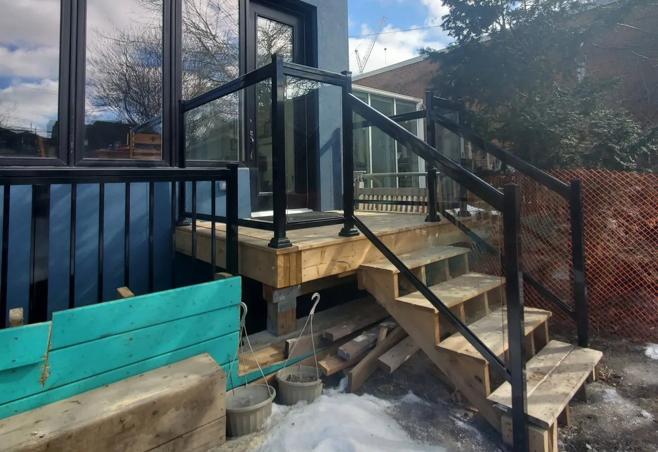 GR1 Clear Glass Custom Side Mounted Stairs 2 — Homeowner Project