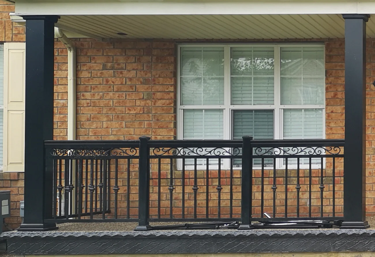 R5 Scroll Black Porch with Columns 2 — Homeowner Project