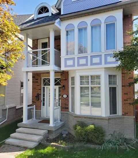 White Column R1 Railings 3 480X550 — Homeowner Project