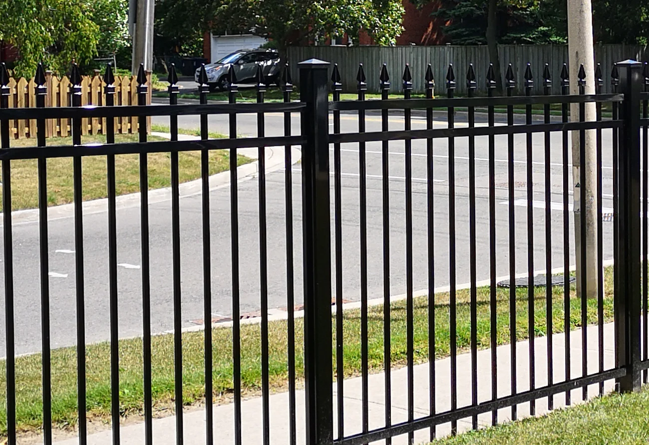 F1 Fencing Black 3X3 2 — Homeowner Project