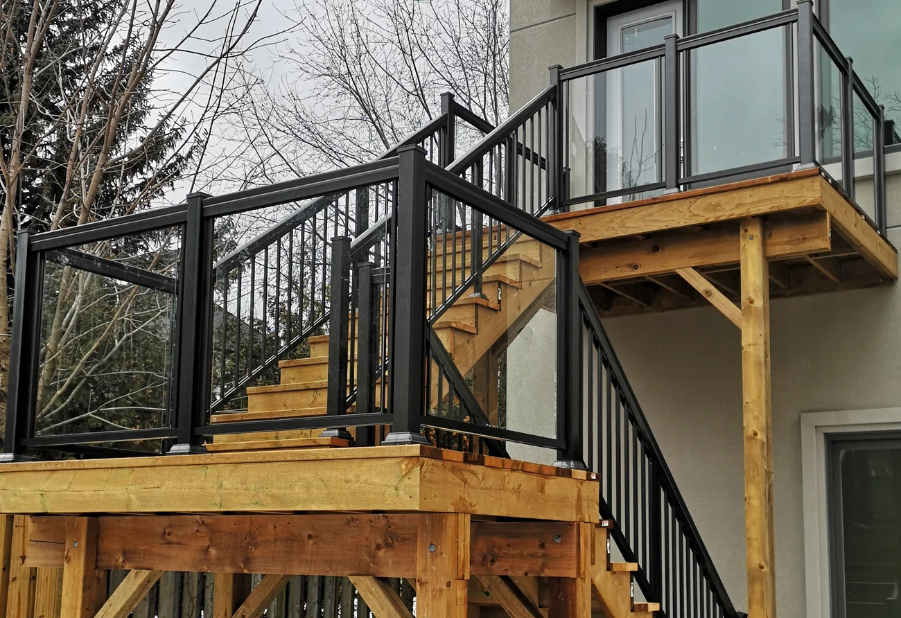 GR1 Clear Finish R1 Pewter Backyard 2 — Homeowner Project
