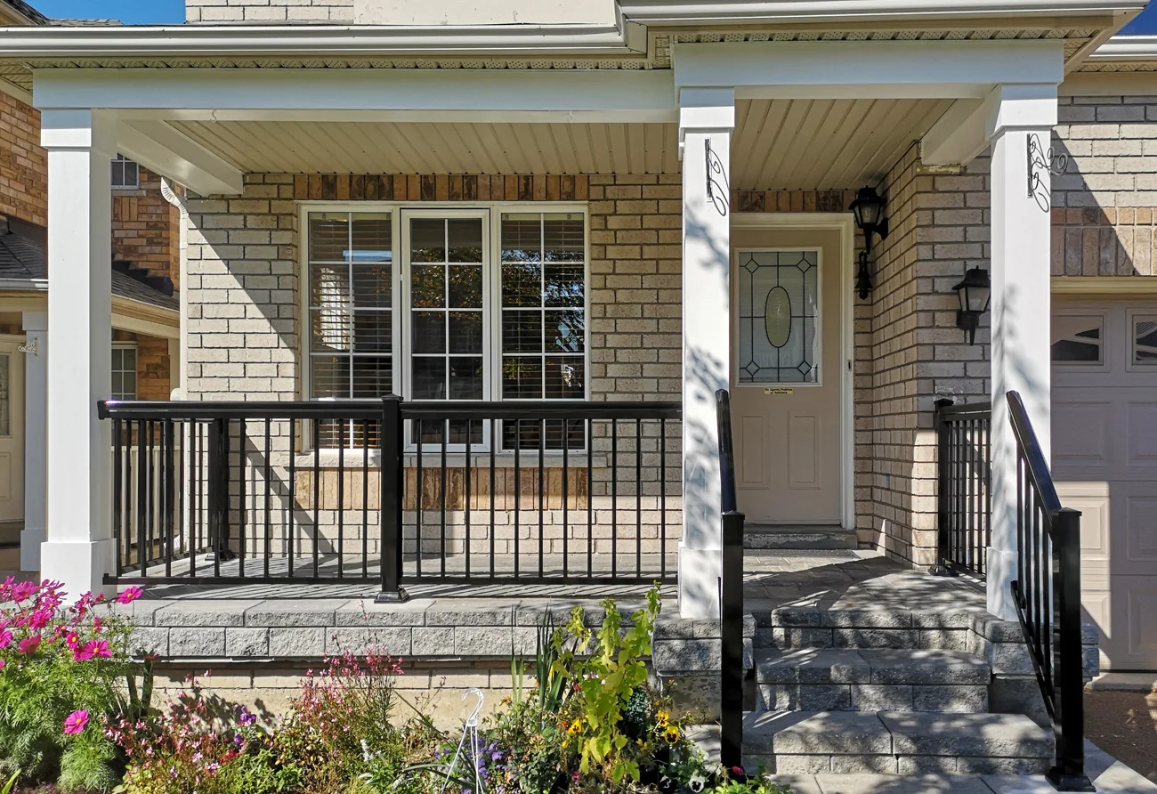 R1 Railing Entry With Columns 4 — Homeowner Project