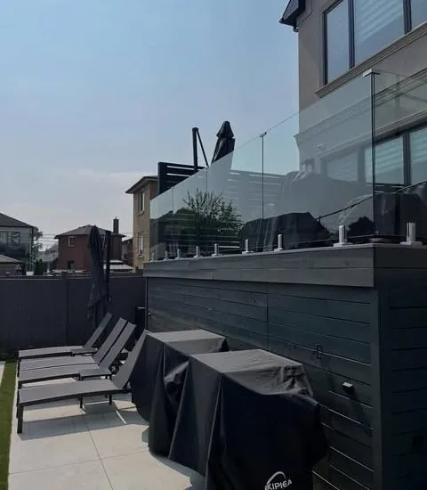 Glass Frameless Patio Railings 2 480X550 — Homeowner Project